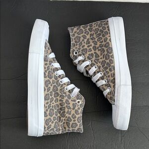 No Boundaries Leopard Print High-Top Sneakers - Brown/Black